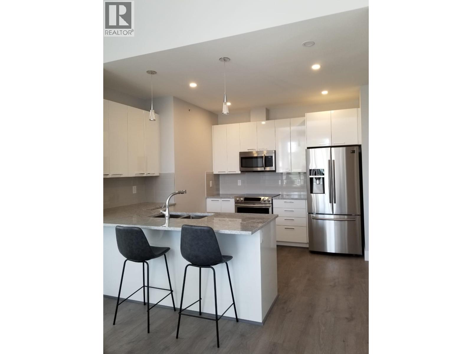 407 22315 122 Avenue, Maple Ridge, British Columbia  V2X 4K7 - Photo 2 - R3073322