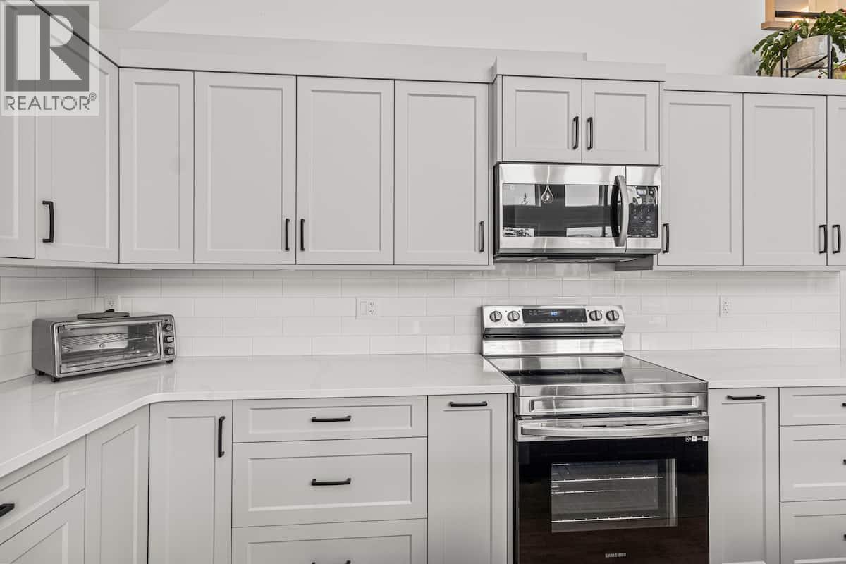 3040 Cedar Drive, Blind Bay, British Columbia  V0E 2W2 - Photo 10 - 10370936