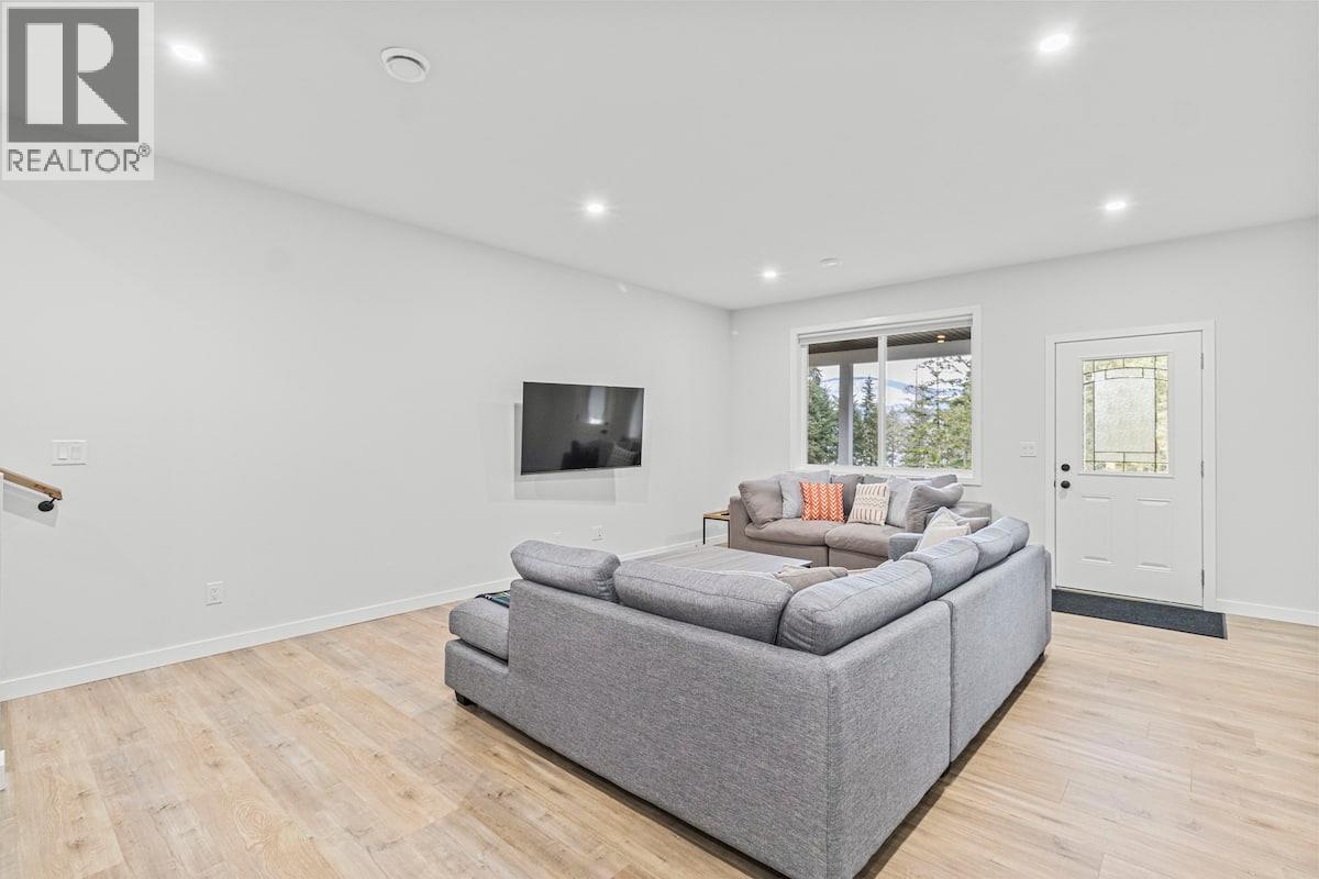 3040 Cedar Drive, Blind Bay, British Columbia  V0E 2W2 - Photo 32 - 10370936