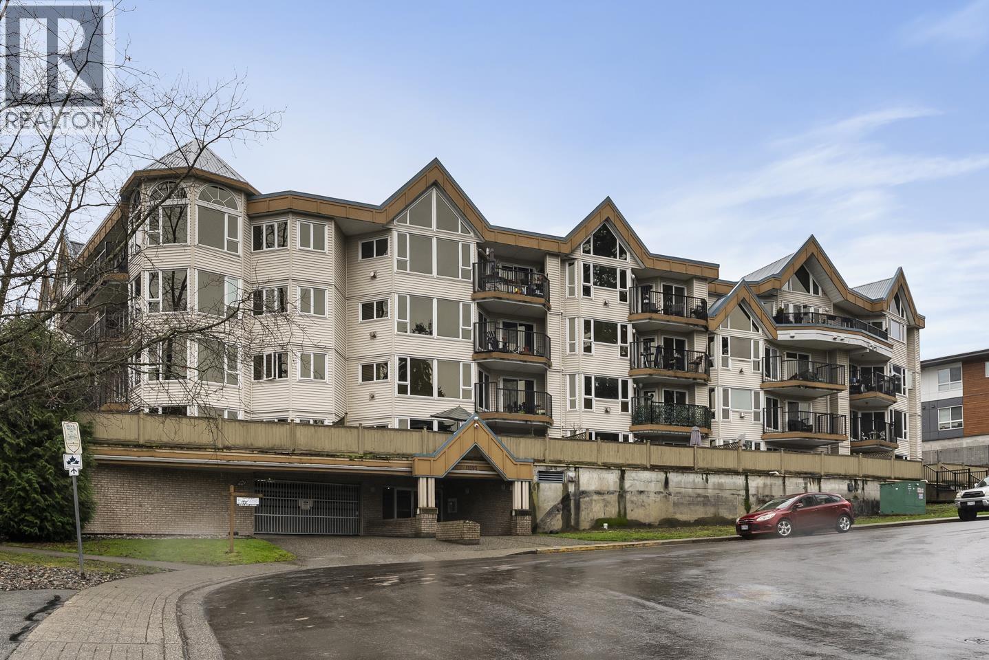 412 11595 Fraser Street, Maple Ridge, British Columbia  V2X 0X7 - Photo 1 - R3073331