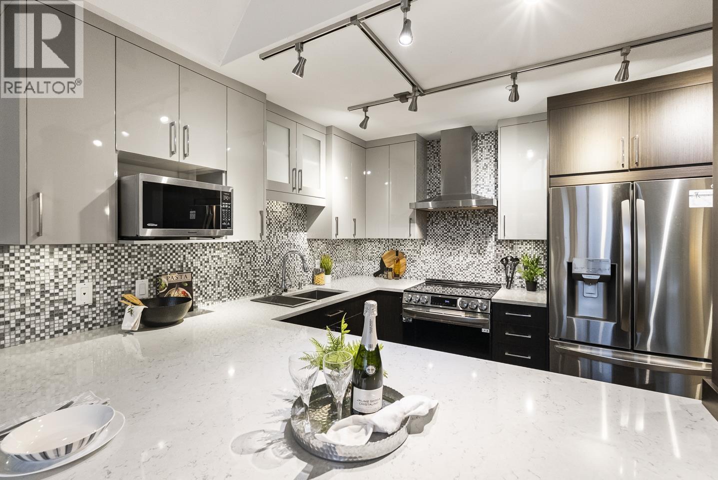 412 11595 Fraser Street, Maple Ridge, British Columbia  V2X 0X7 - Photo 10 - R3073331