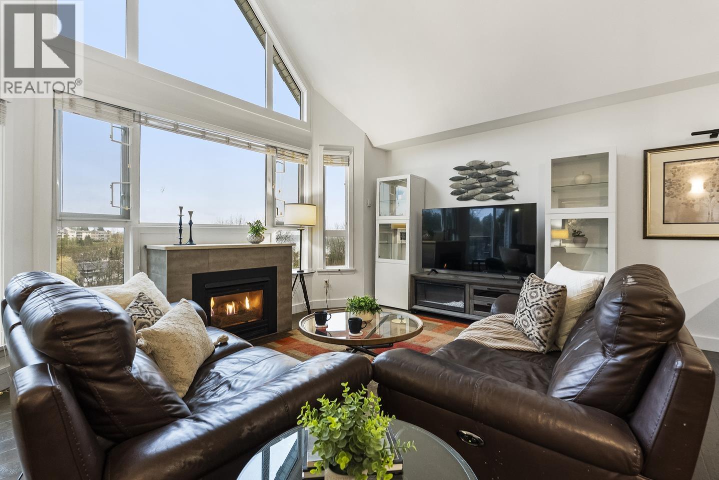 412 11595 Fraser Street, Maple Ridge, British Columbia  V2X 0X7 - Photo 3 - R3073331