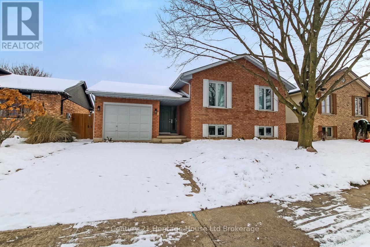 218 DIEFENBAKER DRIVE, Woodstock, Ontario