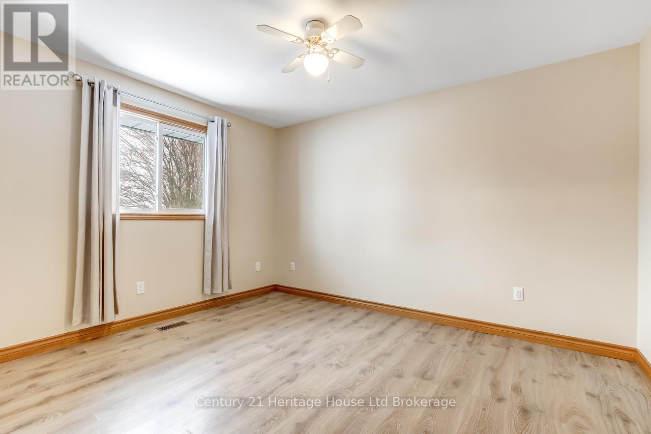 218 Diefenbaker Drive, Woodstock, Ontario  N4S 8T4 - Photo 14 - X12617122