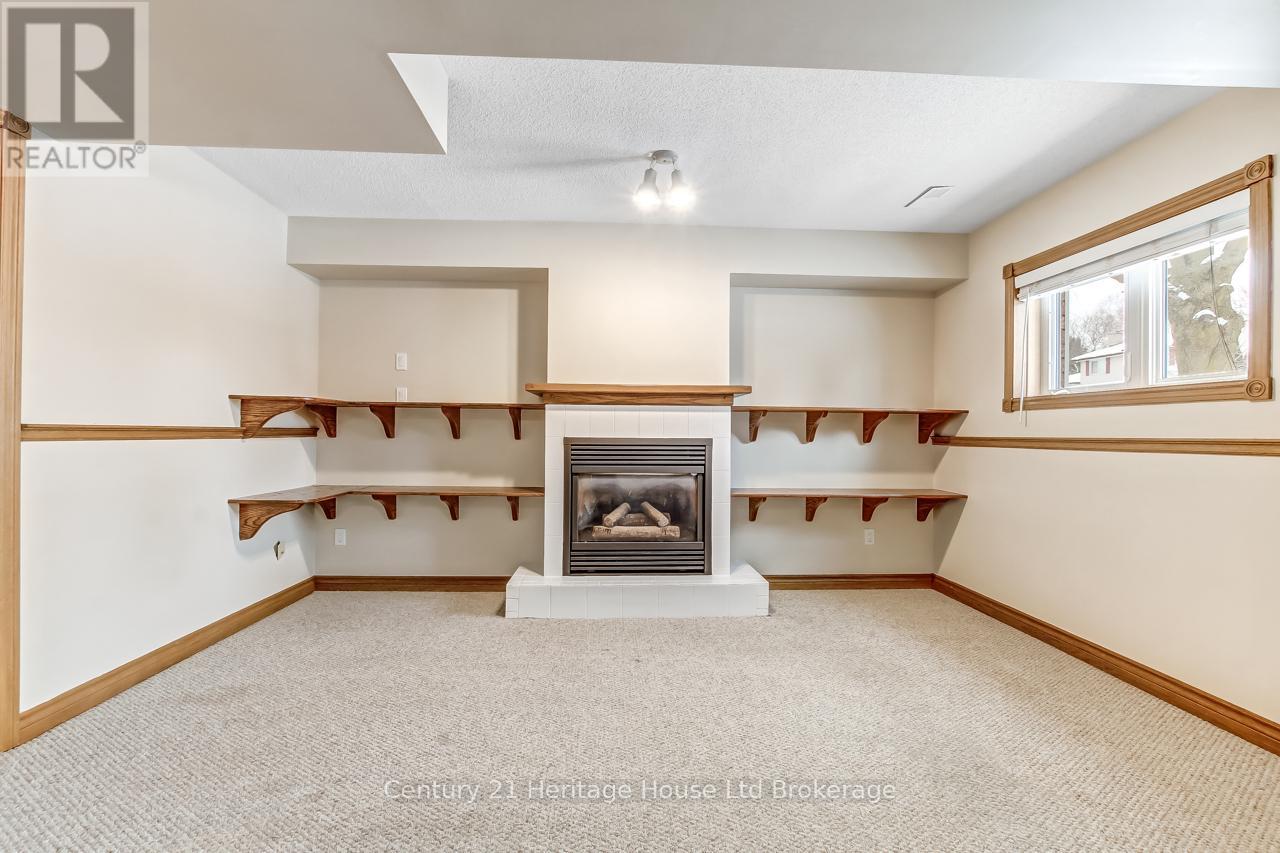 218 Diefenbaker Drive, Woodstock, Ontario  N4S 8T4 - Photo 16 - X12617122