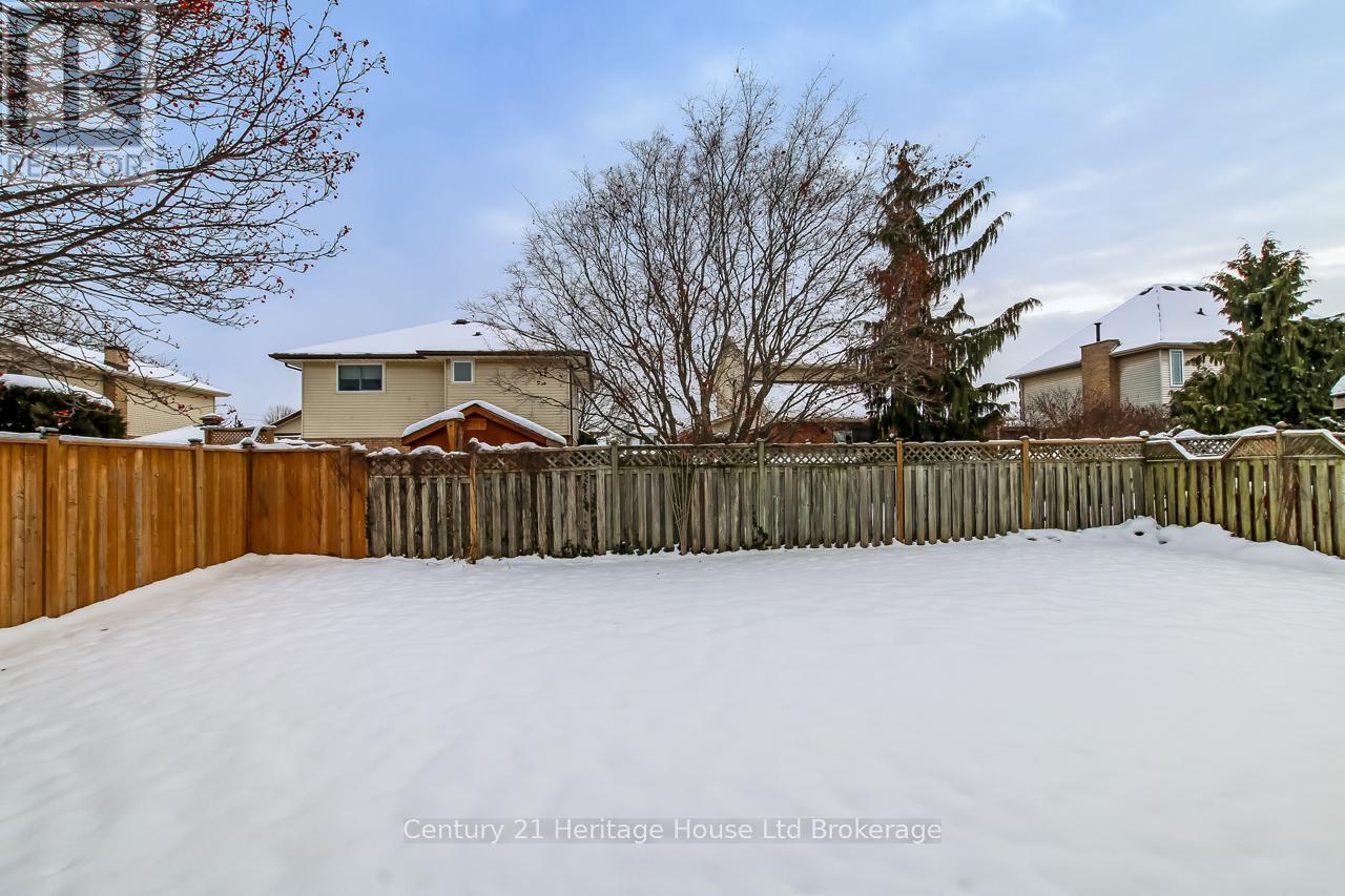 218 Diefenbaker Drive, Woodstock, Ontario  N4S 8T4 - Photo 23 - X12617122