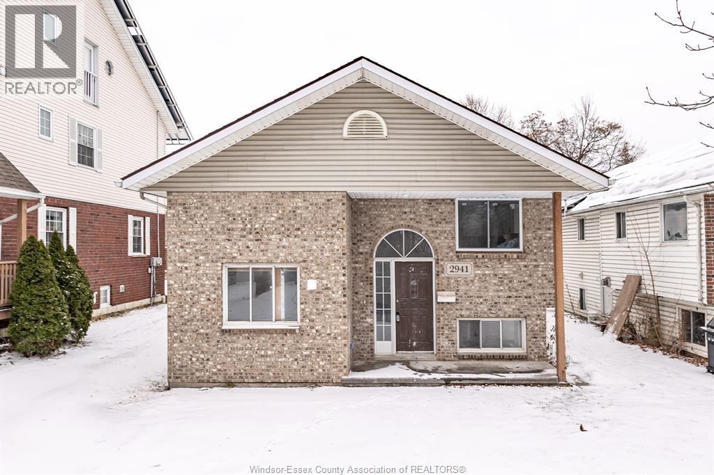 MLS# 25031548: 2941 DONNELLY STREET Unit# Main, Windsor, Canada