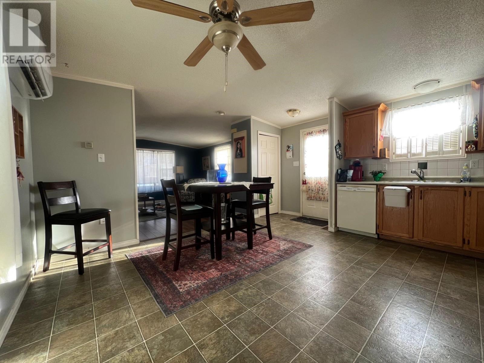 18 Dale Drive, Summerside, Prince Edward Island C1N 4T4 - Photo 8 - 202529309