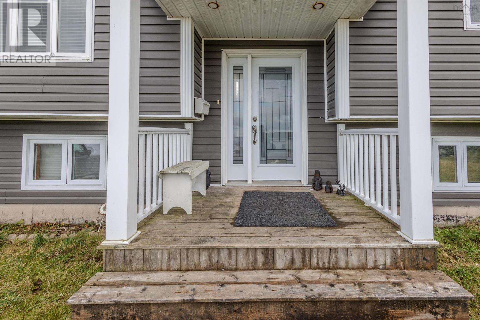 967 Westmount Road, Sydney, Nova Scotia B1R 1C5 - Photo 11 - 202528600