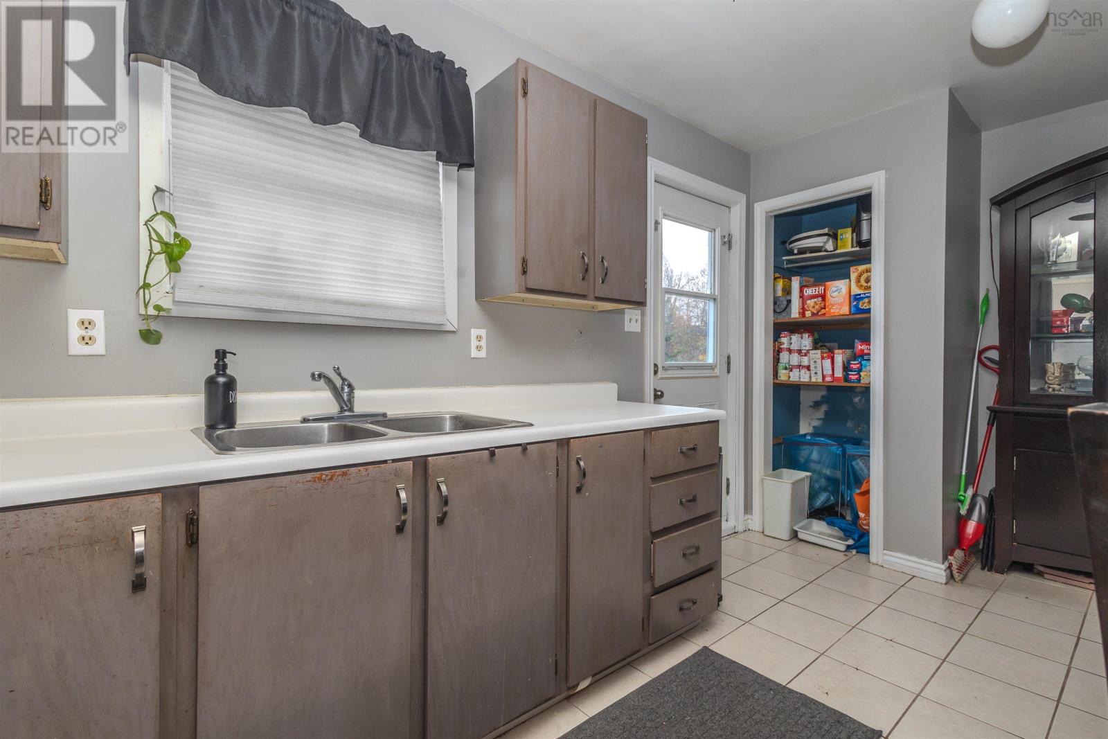 967 Westmount Road, Sydney, Nova Scotia B1R 1C5 - Photo 17 - 202528600