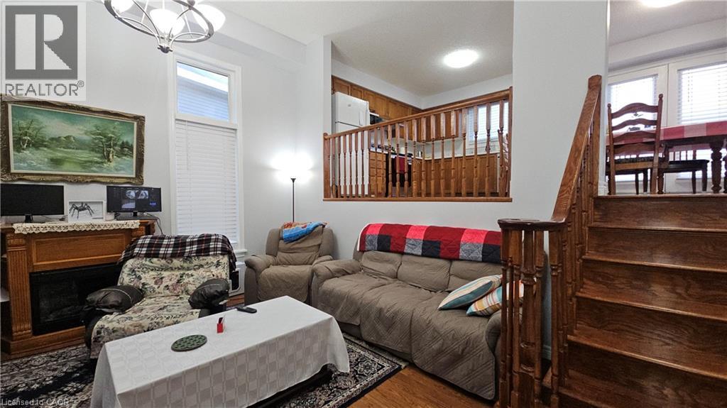 10 Doll Court Unit# Room 3, Kitchener, Ontario  N2E 4H1 - Photo 10 - 40793220