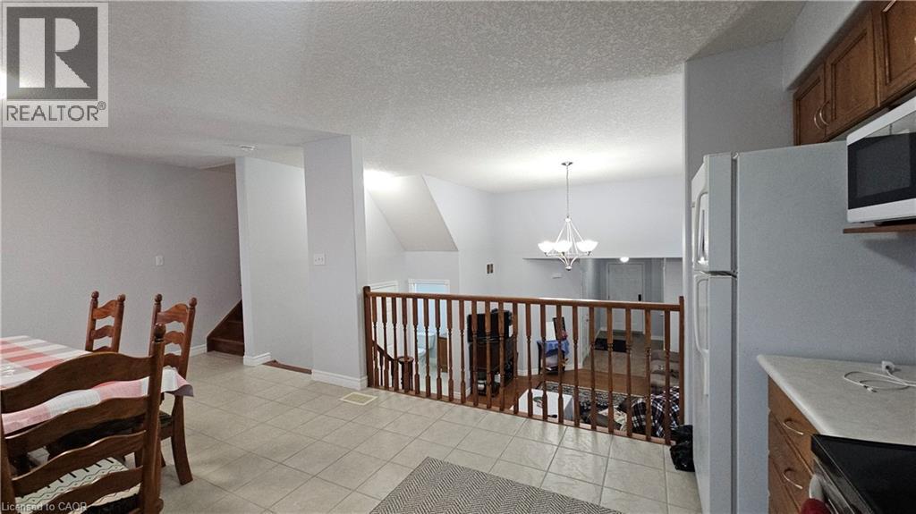 10 Doll Court Unit# Room 3, Kitchener, Ontario  N2E 4H1 - Photo 15 - 40793220