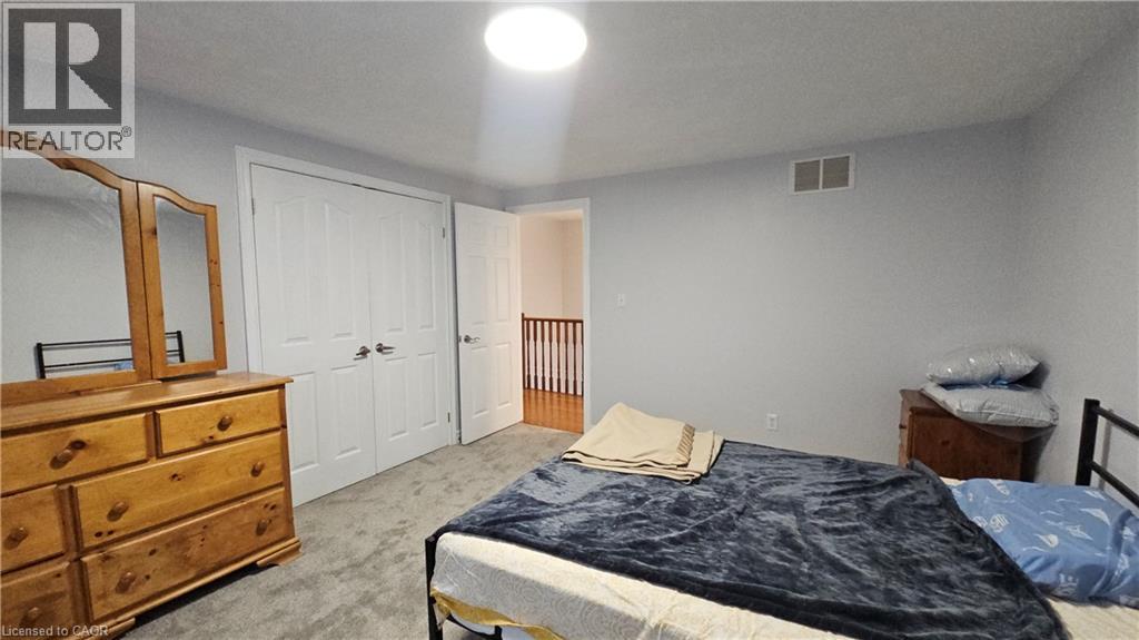 10 Doll Court Unit# Room 3, Kitchener, Ontario  N2E 4H1 - Photo 5 - 40793220