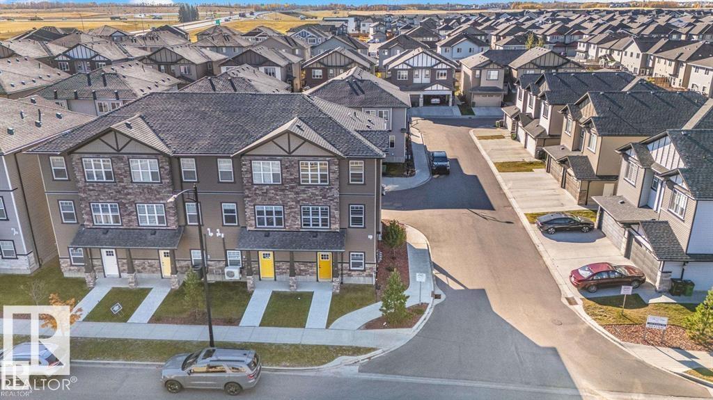 #19 1703 16 Ave AV NW NW, Edmonton, Alberta