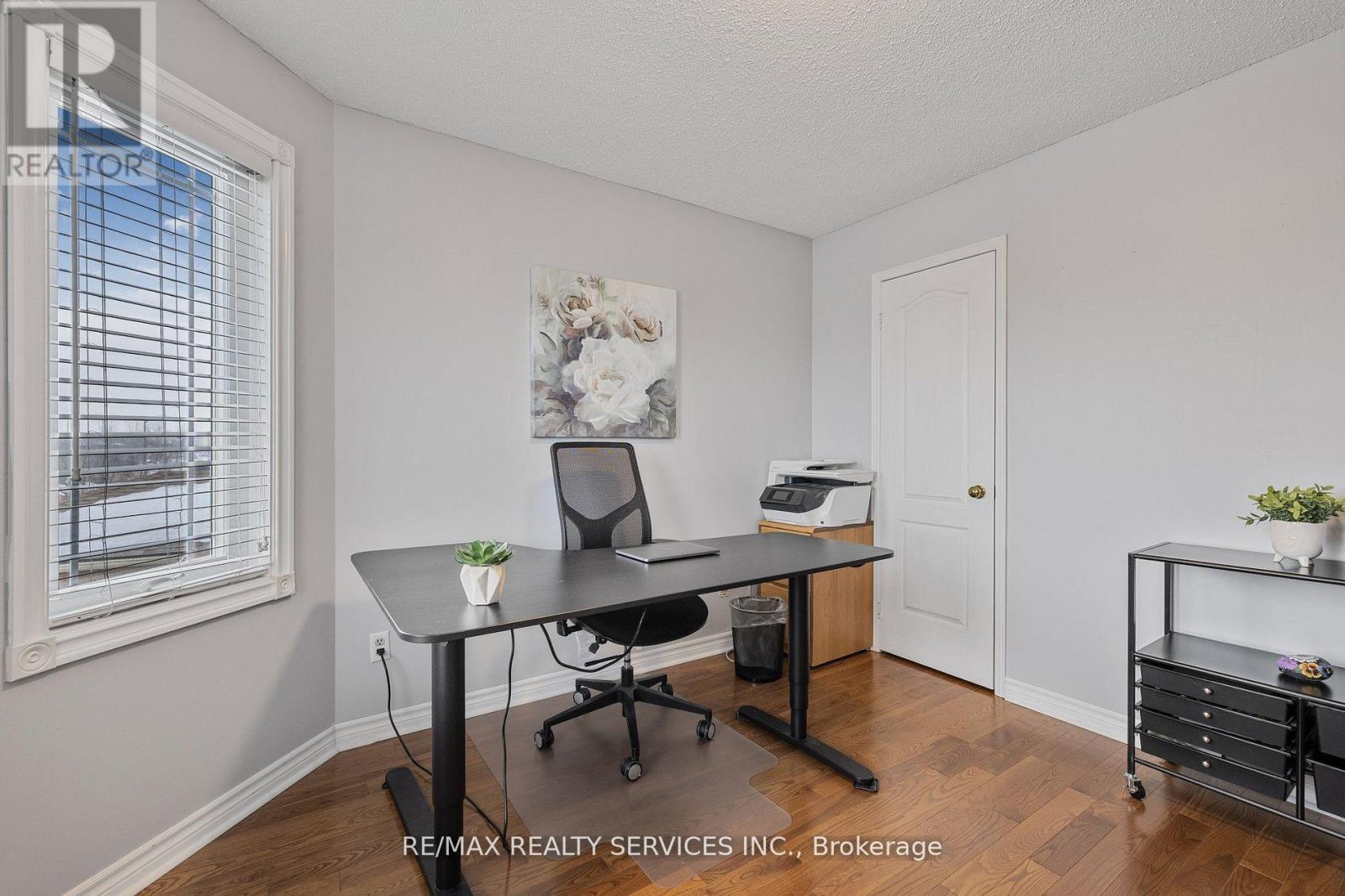 24 Royal Valley Drive, Caledon, Ontario  L7C 1B2 - Photo 23 - W12490954