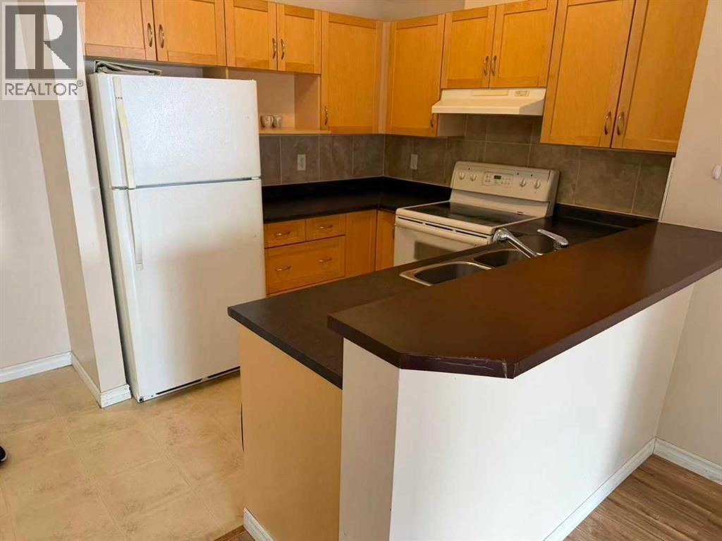 3315, 70 Panamount Drive Nw, Calgary, Alberta  T3K 5Z1 - Photo 1 - A2274385