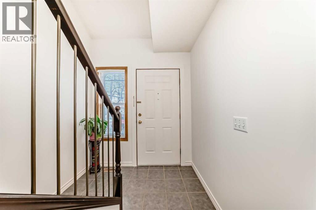 109 Millview Square Sw, Calgary, Alberta T2Y 3W2 - Photo 2 - A2274556