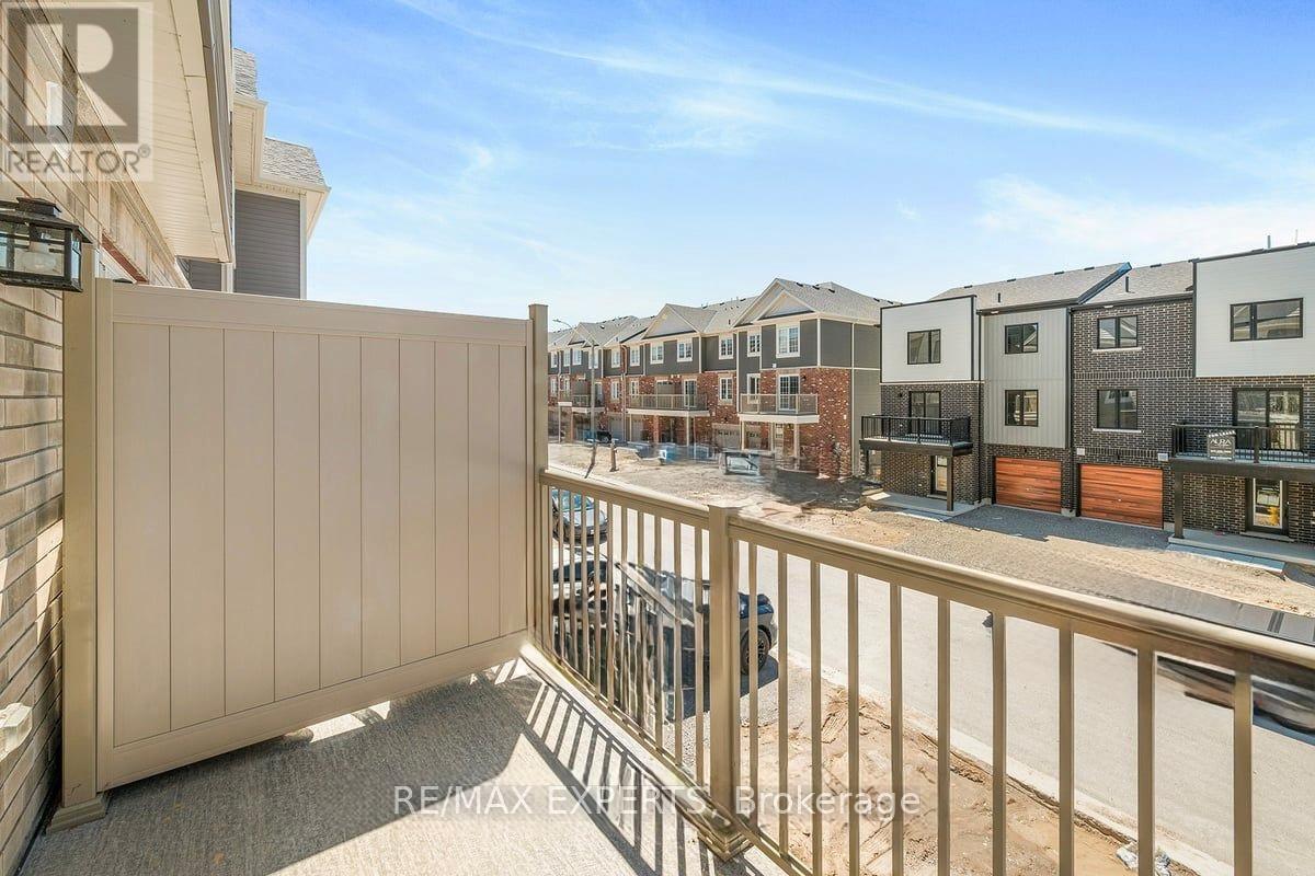 20 Silo Mews, Barrie, Ontario L9J 0V4 - Photo 8 - S12617132