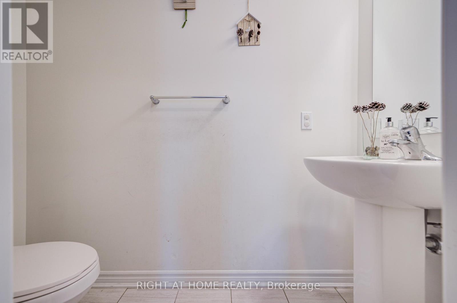 162 - 1000 Asleton Boulevard, Milton, Ontario L9T 9L3 - Photo 35 - W12617154