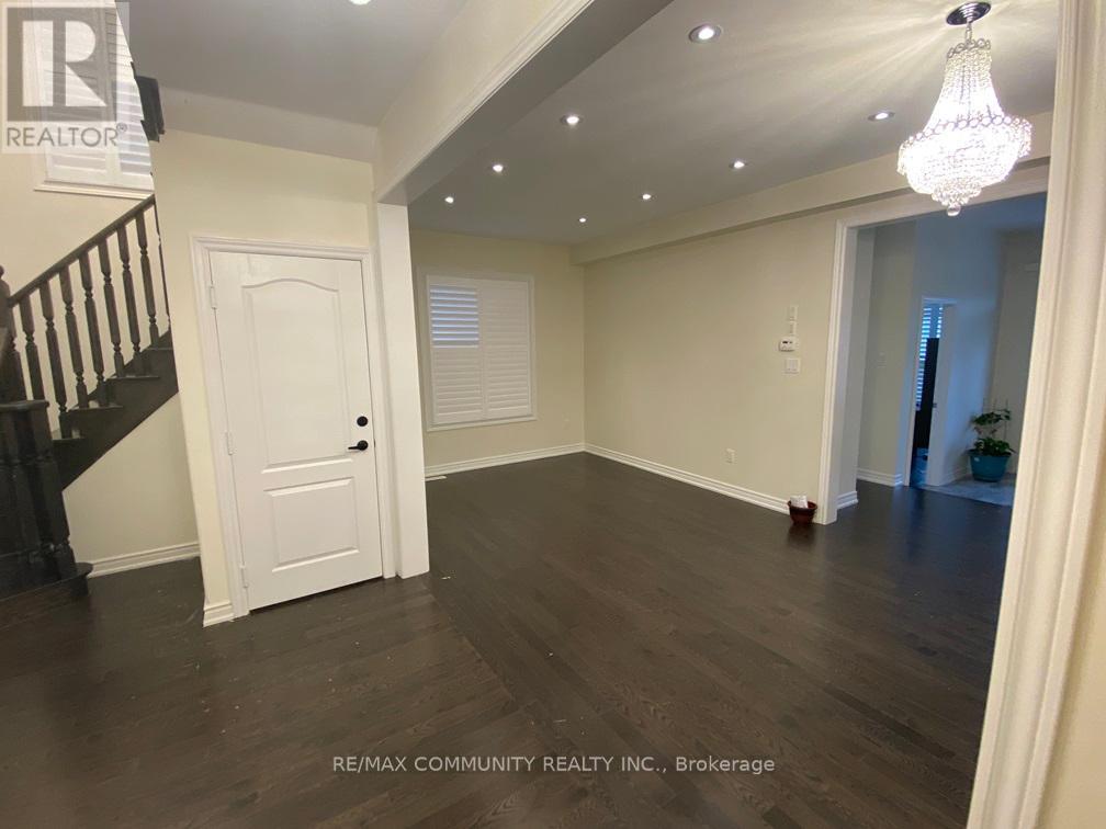 5 Terrick Road, Brampton, Ontario  L7A 4A2 - Photo 14 - W12617156