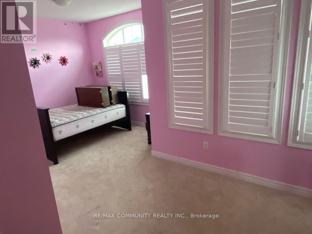 5 Terrick Road, Brampton, Ontario  L7A 4A2 - Photo 24 - W12617156