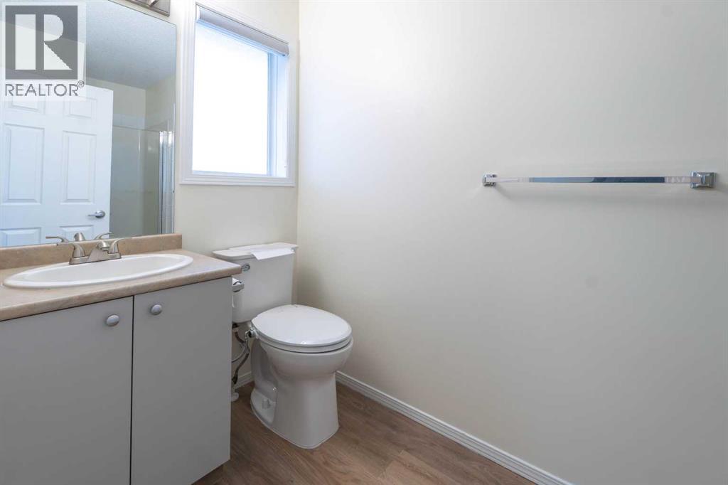 204, 760 Railway Gate Sw, Airdrie, Alberta  T4B 3C5 - Photo 17 - A2274515