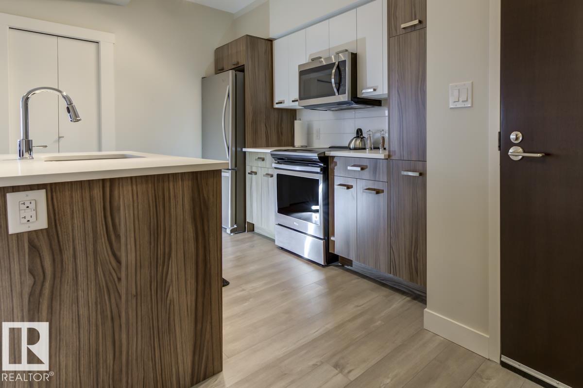 #1707 10410 102 Av Nw, Edmonton, Alberta  T5J 0E9 - Photo 2 - E4448512