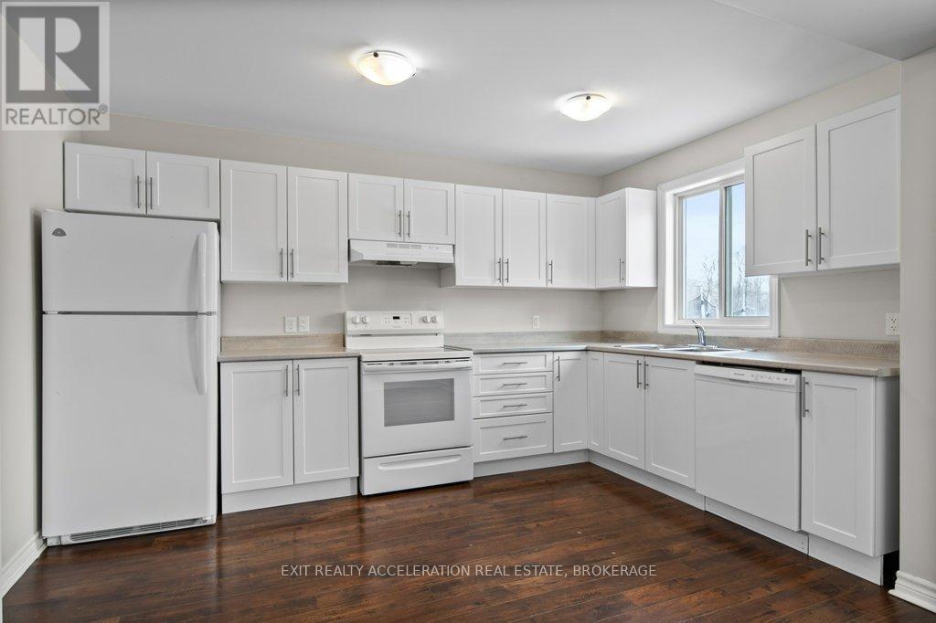 87 Kanvers Way, Greater Napanee, Ontario  K7R 3P9 - Photo 12 - X12617242