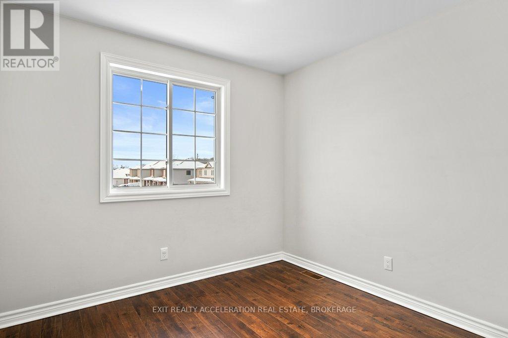 87 Kanvers Way, Greater Napanee, Ontario  K7R 3P9 - Photo 28 - X12617242