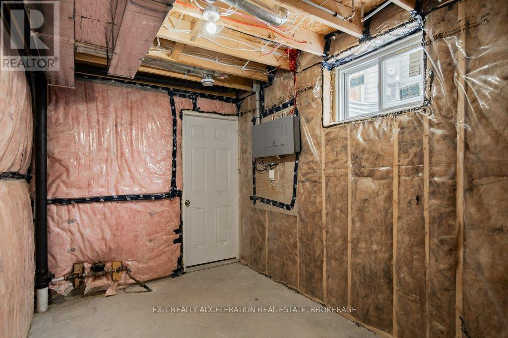 87 Kanvers Way, Greater Napanee, Ontario  K7R 3P9 - Photo 32 - X12617242