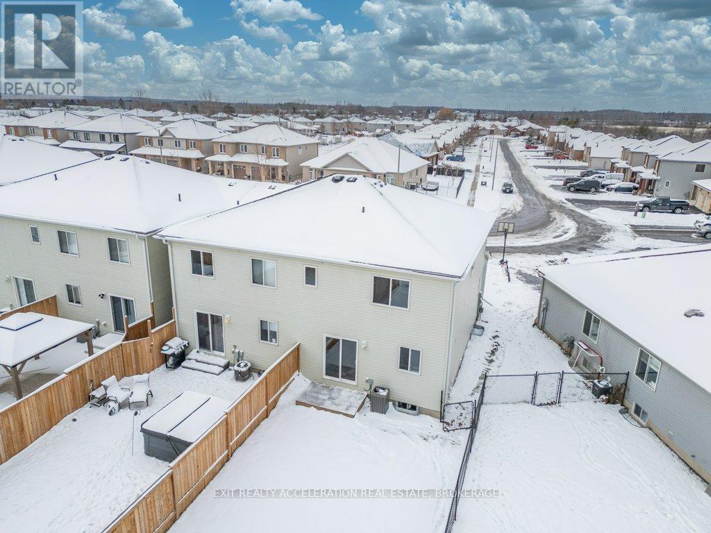 87 Kanvers Way, Greater Napanee, Ontario  K7R 3P9 - Photo 42 - X12617242