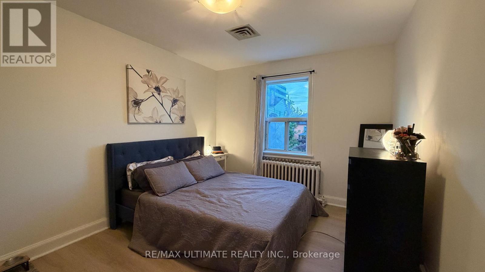 Main - 510 Whitmore Avenue, Toronto, Ontario M6N 1S2 - Photo 6 - W12617046