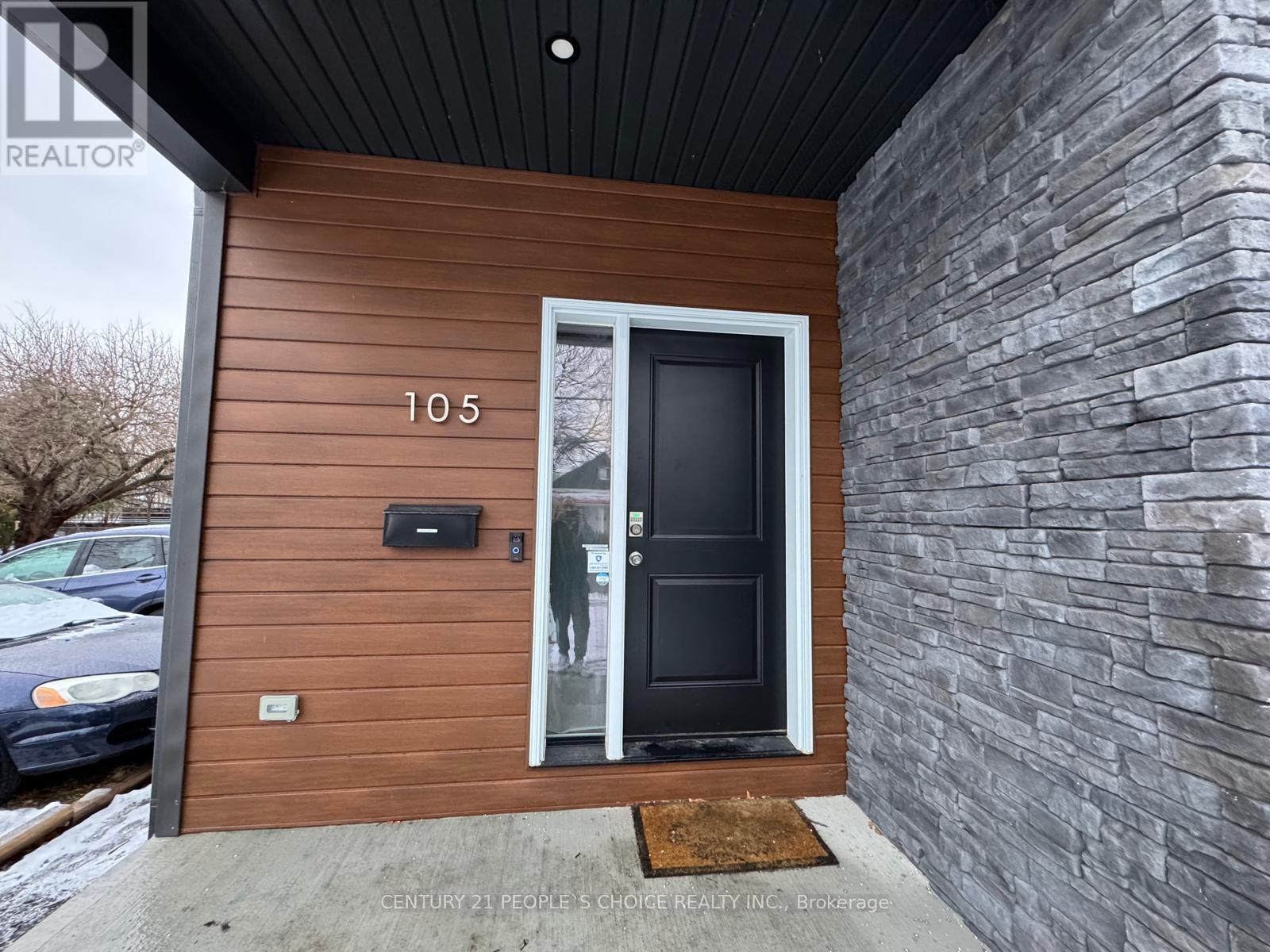 105 King Street E, Chatham-Kent, Ontario N7M 3N1 - Photo 3 - X12614152