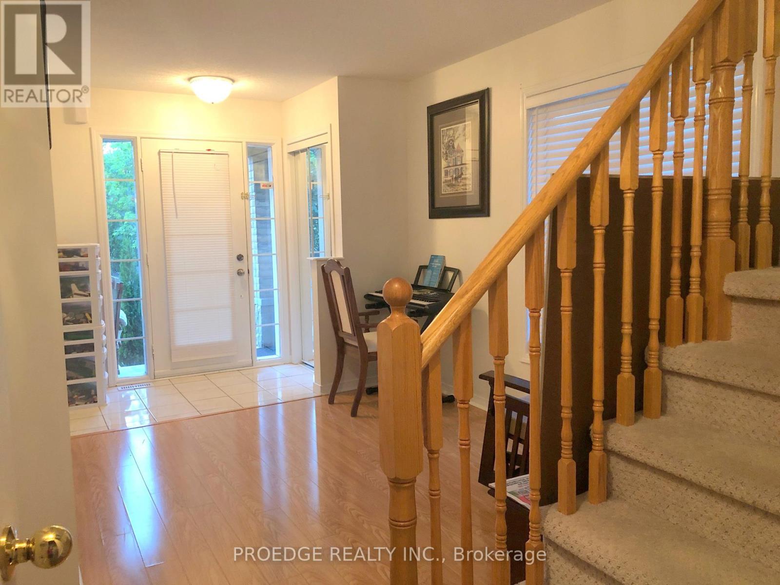 33 Stonewood Street, Ajax, Ontario  L1S 0B3 - Photo 11 - E12607724