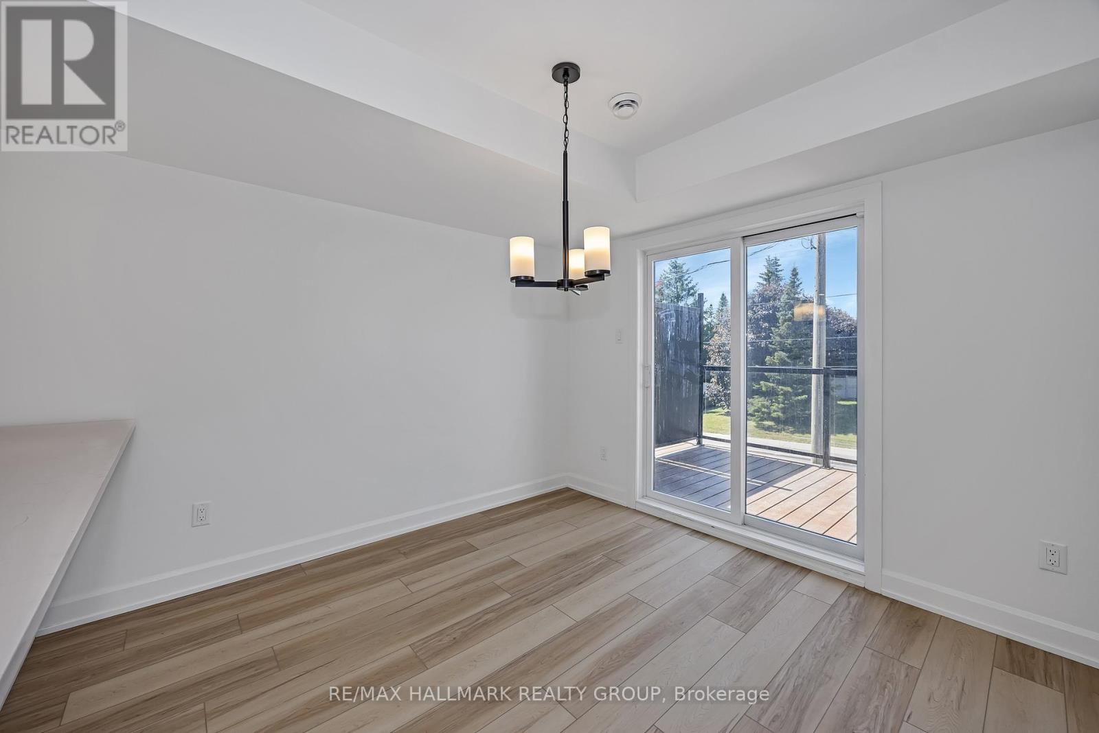 6104 Renaud Rd, Ottawa, Ontario  K1W 0X6 - Photo 11 - X12617164