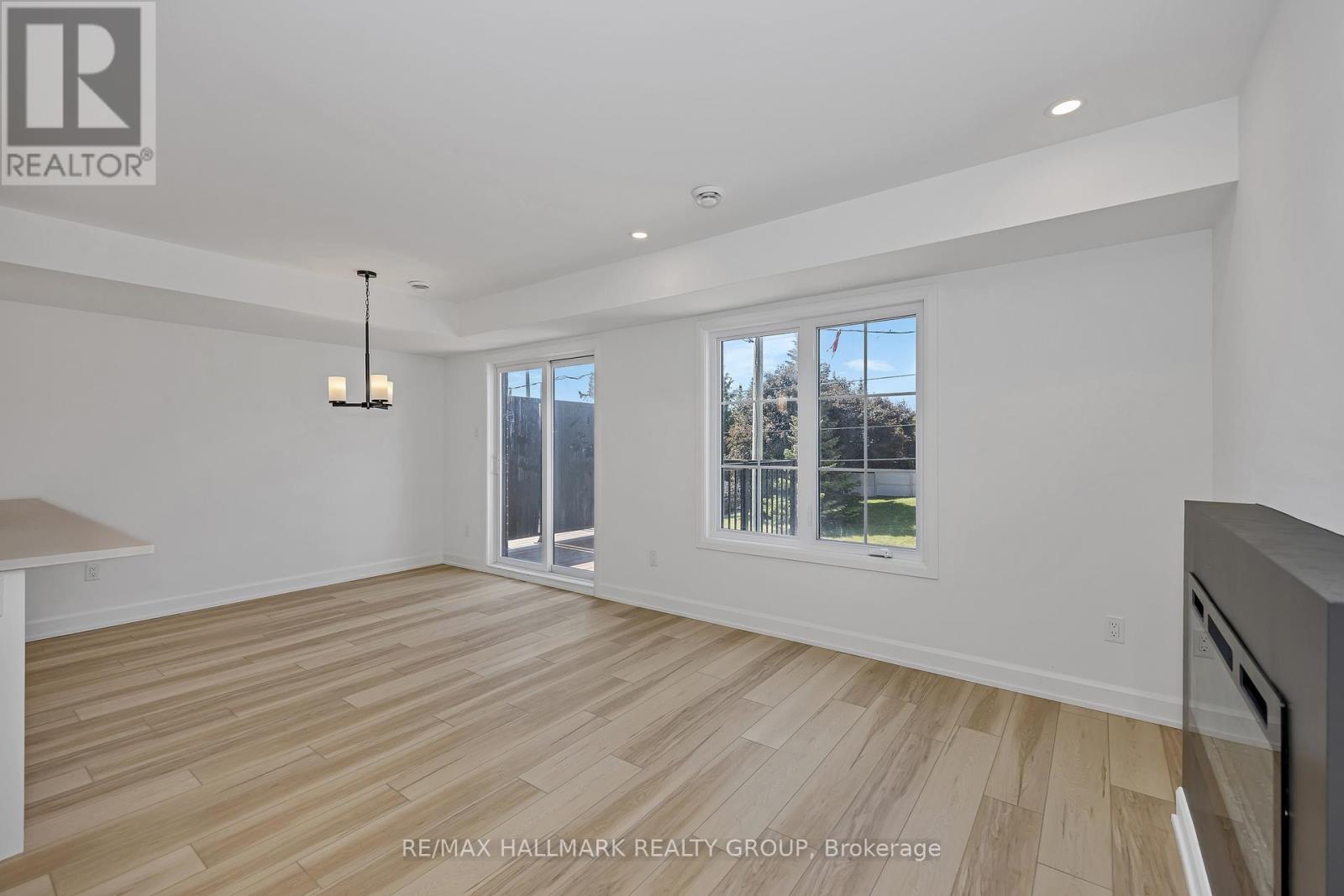 6104 Renaud Rd, Ottawa, Ontario  K1W 0X6 - Photo 15 - X12617164