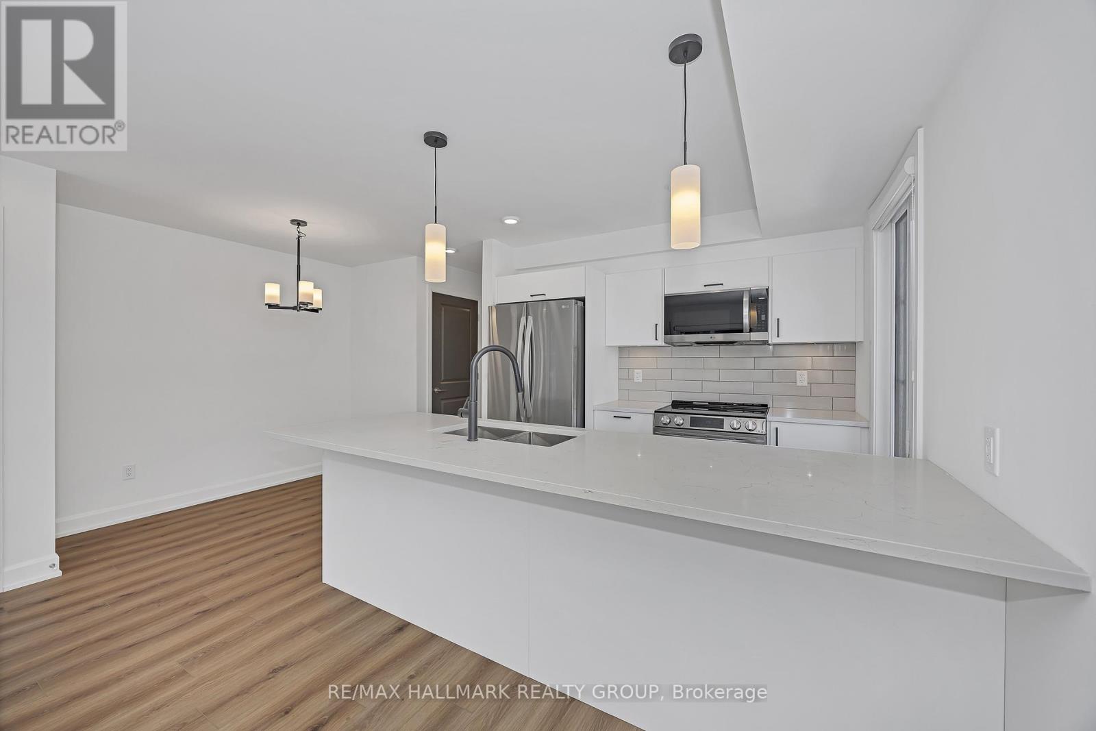 100 Casita Private, Ottawa, Ontario K1W 0X6 - Photo 13 - X12617166