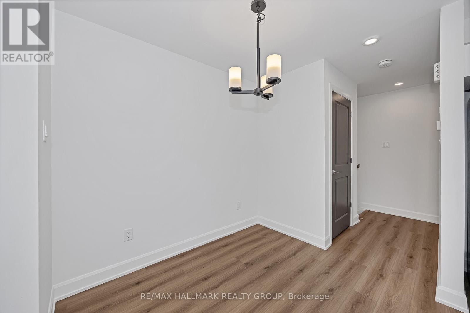 100 Casita Private, Ottawa, Ontario K1W 0X6 - Photo 9 - X12617166