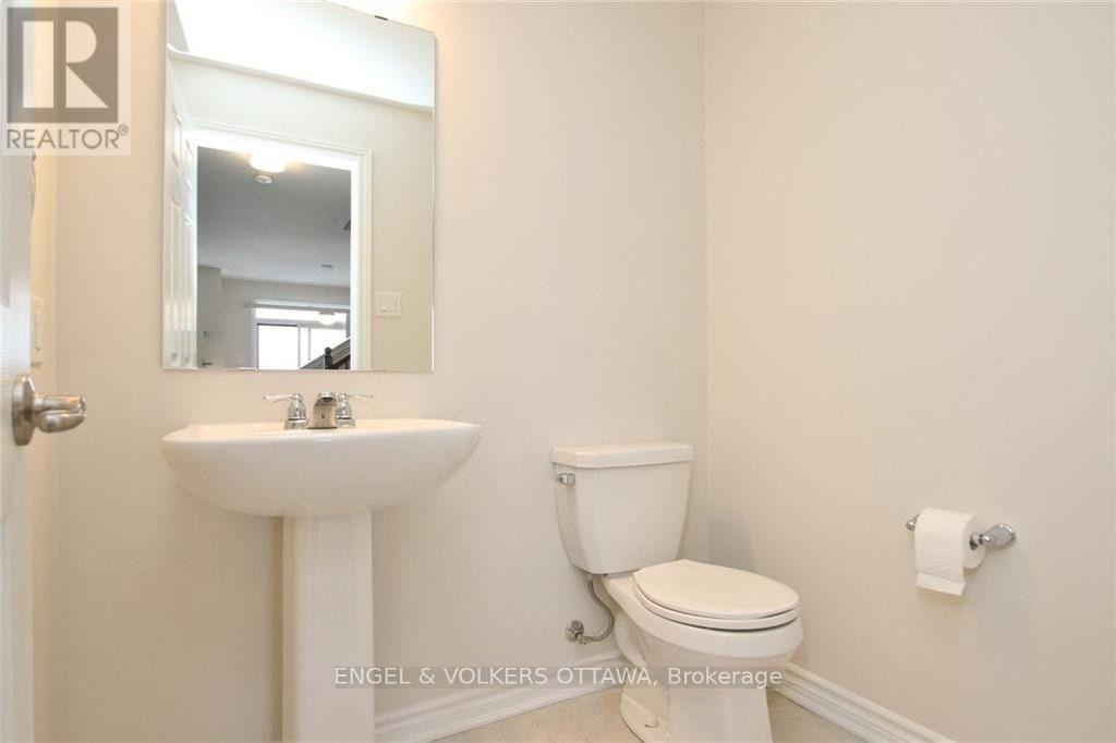 213 Hibernian Walk, Ottawa, Ontario  K2V 0R6 - Photo 22 - X12617168