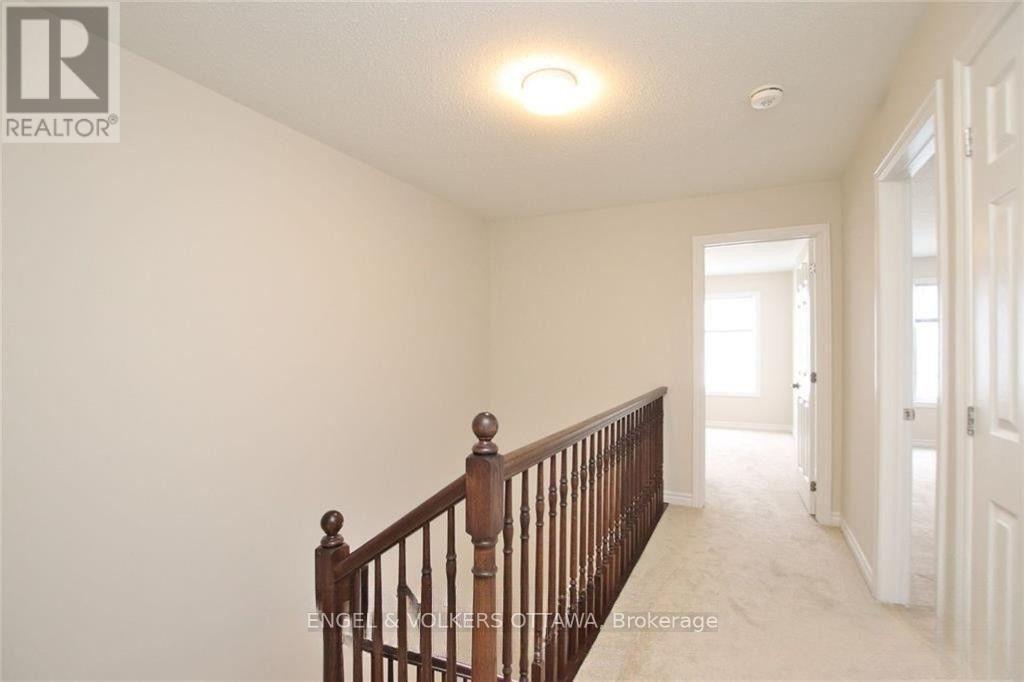 213 Hibernian Walk, Ottawa, Ontario  K2V 0R6 - Photo 4 - X12617168