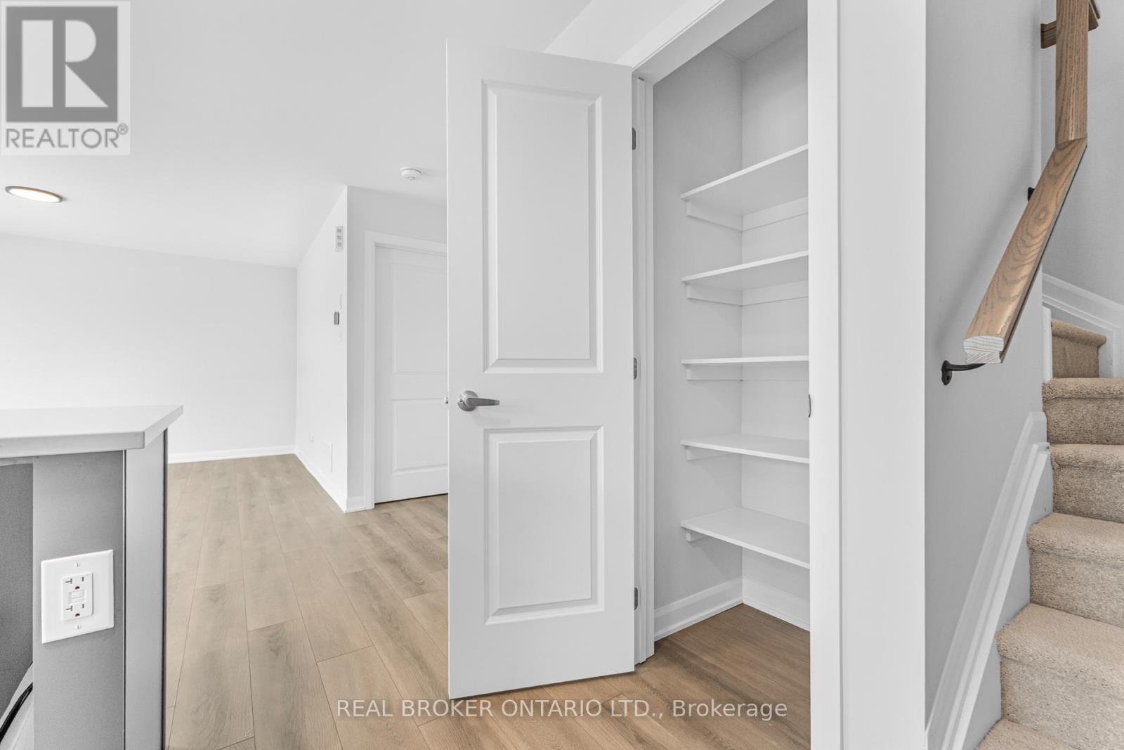 10 - 301 Glenroy Gilbert Drive, Ottawa, Ontario K2J 5W2 - Photo 6 - X12617238