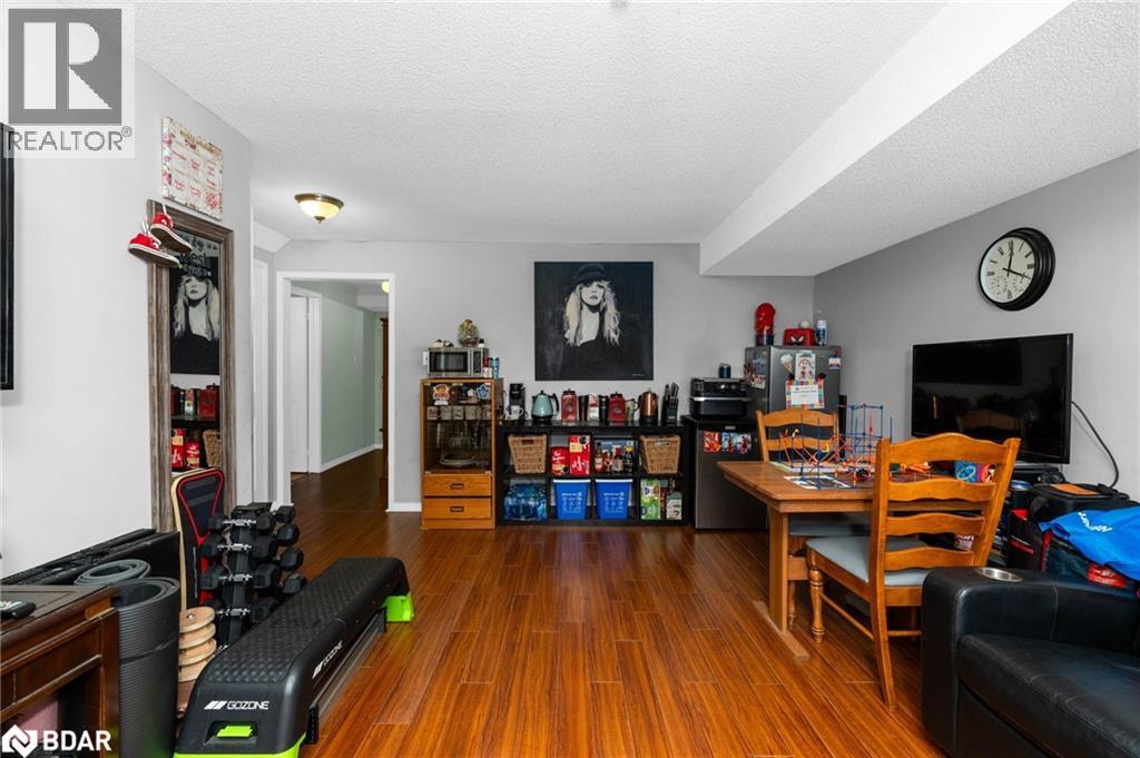 13 Kate Aitken Crescent, New Tecumseth, Ontario L0G 1A0 - Photo 13 - 40788020