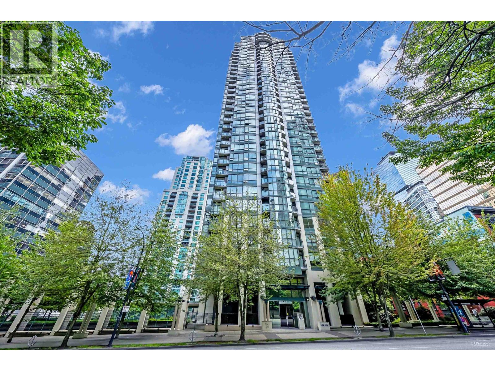 3402 1239 W GEORGIA STREET, Vancouver, British Columbia