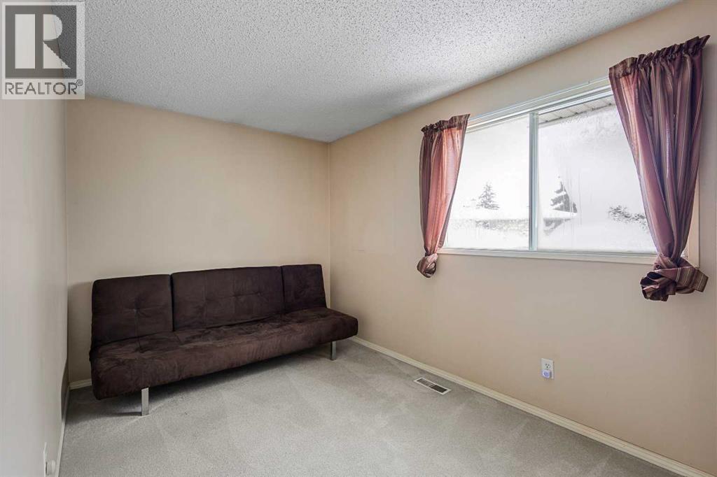 73, 1155 Falconridge Drive Ne, Calgary, Alberta  T3J 1E1 - Photo 18 - A2272266