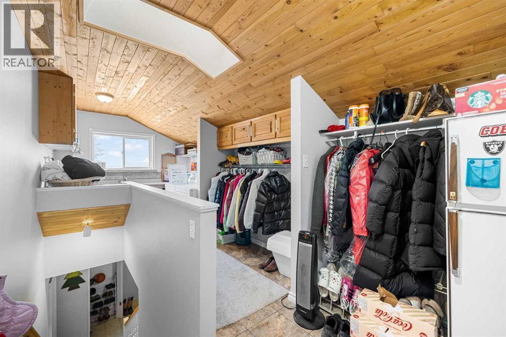 59 Big Hill Creek Estates, Rural Rocky View County, Alberta  T4C 2X6 - Photo 17 - A2272623