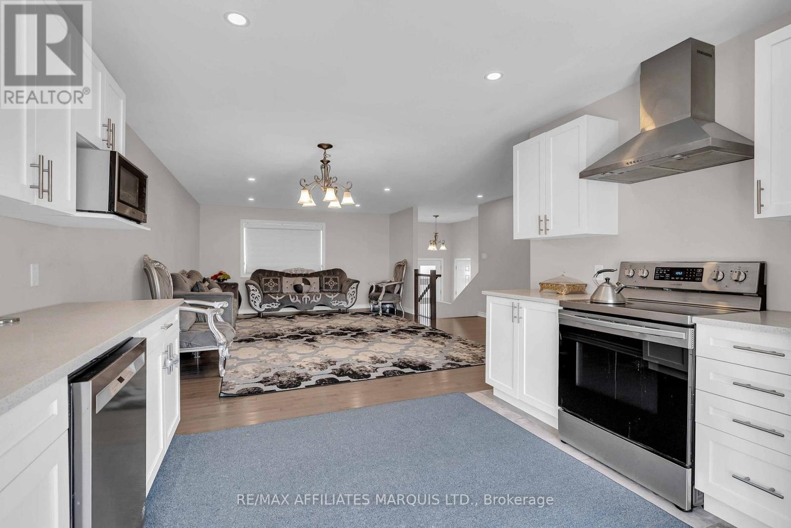 109 Leonia Street, Cornwall, Ontario K6H 5L8 - Photo 6 - X12617196