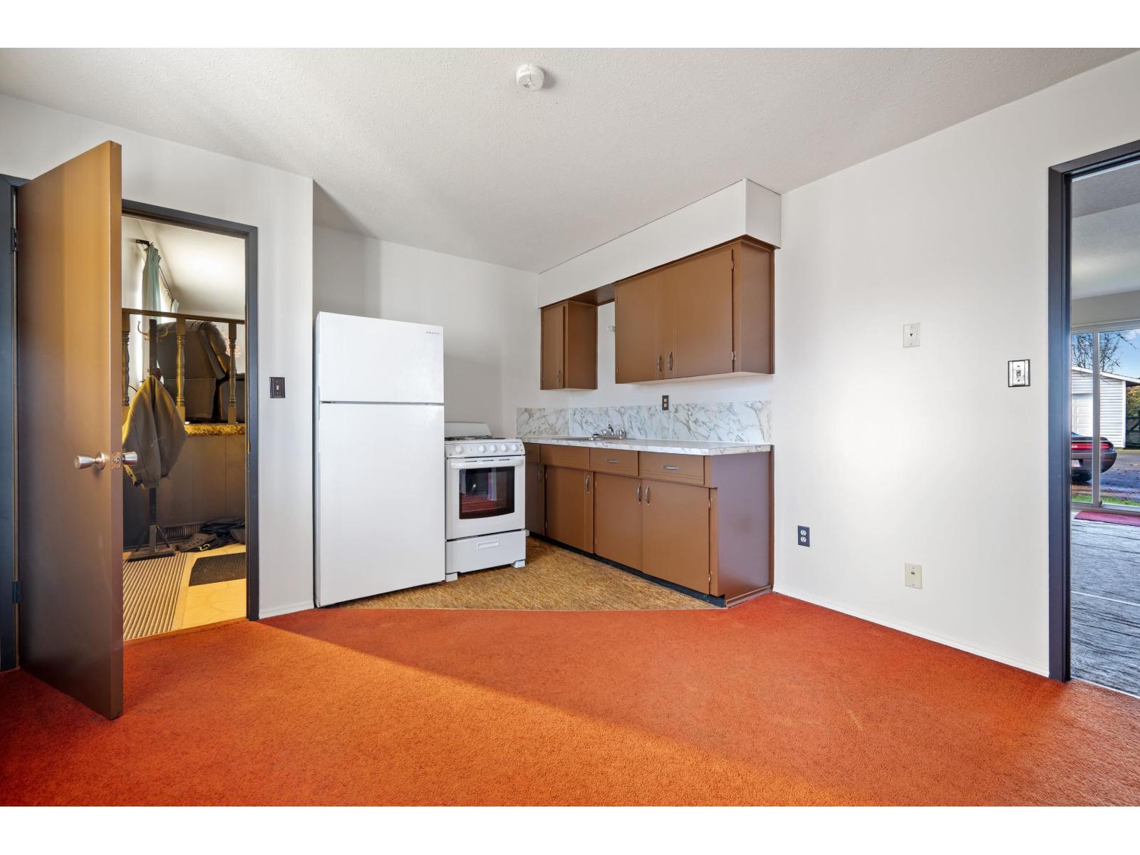 6055 172 Street, Surrey, British Columbia  V3S 4Y2 - Photo 7 - R3073357