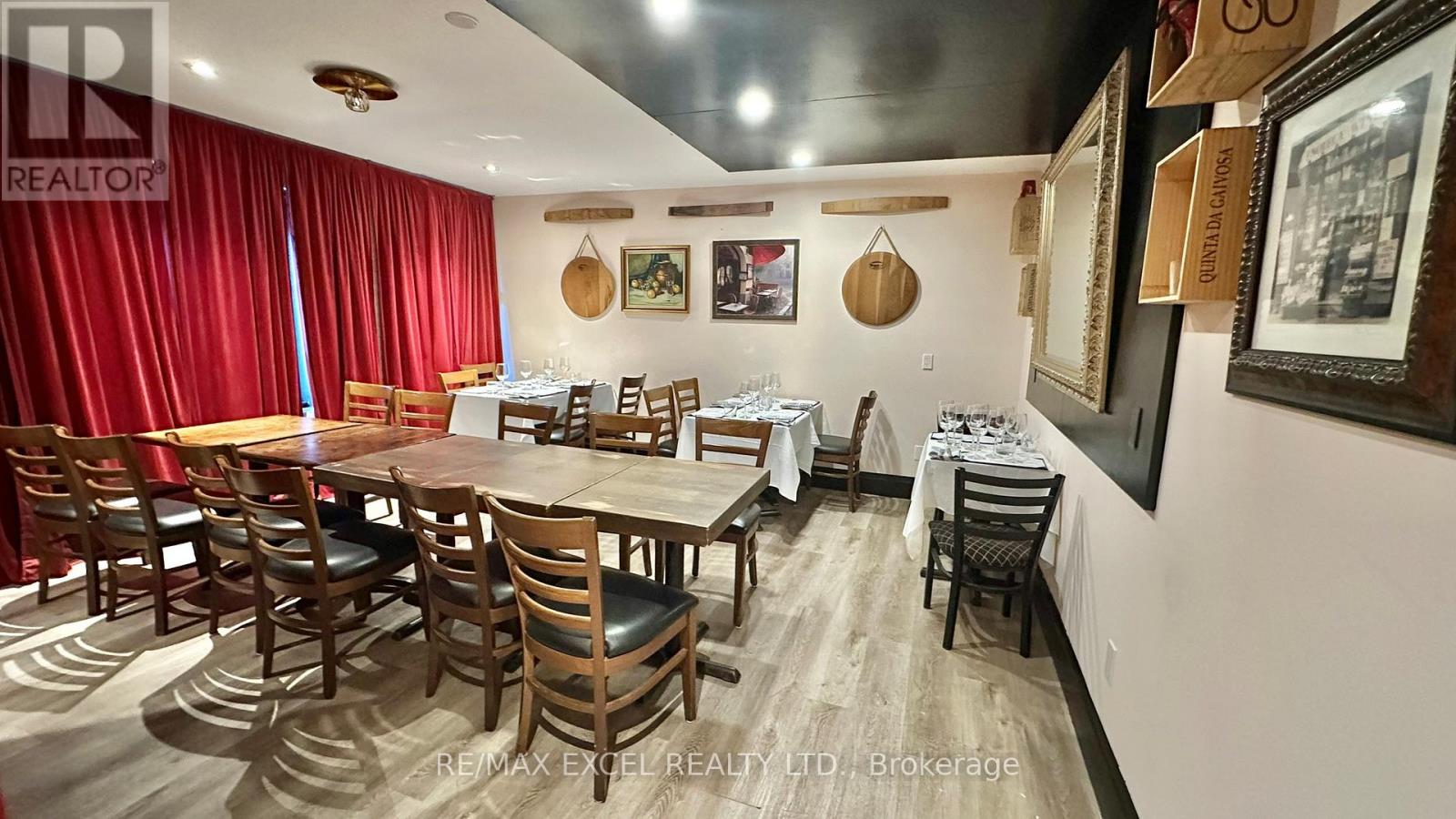 538 Manning Avenue, Toronto, Ontario M6G 2V9 - Photo 7 - C12617194