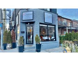 538 MANNING AVENUE, Toronto, Ontario