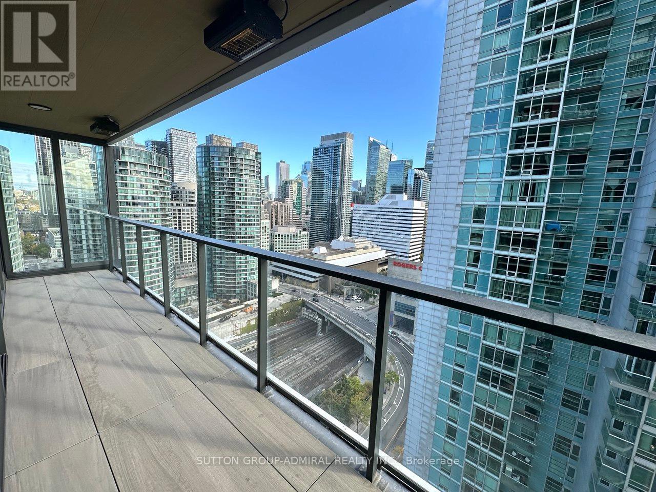 2203 - 1 Concord Cityplace Way, Toronto, Ontario  M5V 0X3 - Photo 15 - C12617224